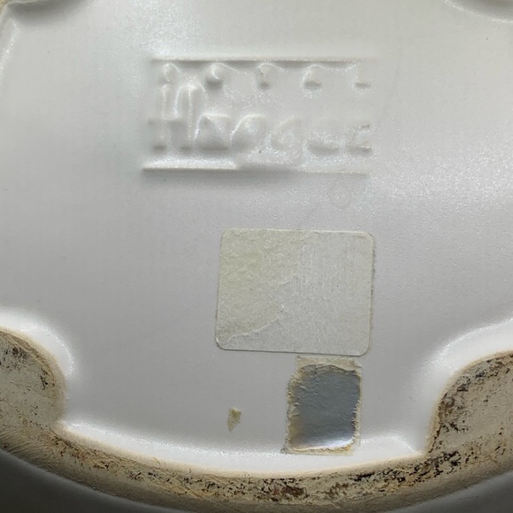 HAEGER VTG serving bowl w/blueberry painting. Sweet blueberry on outside… - Picture 9 of 9